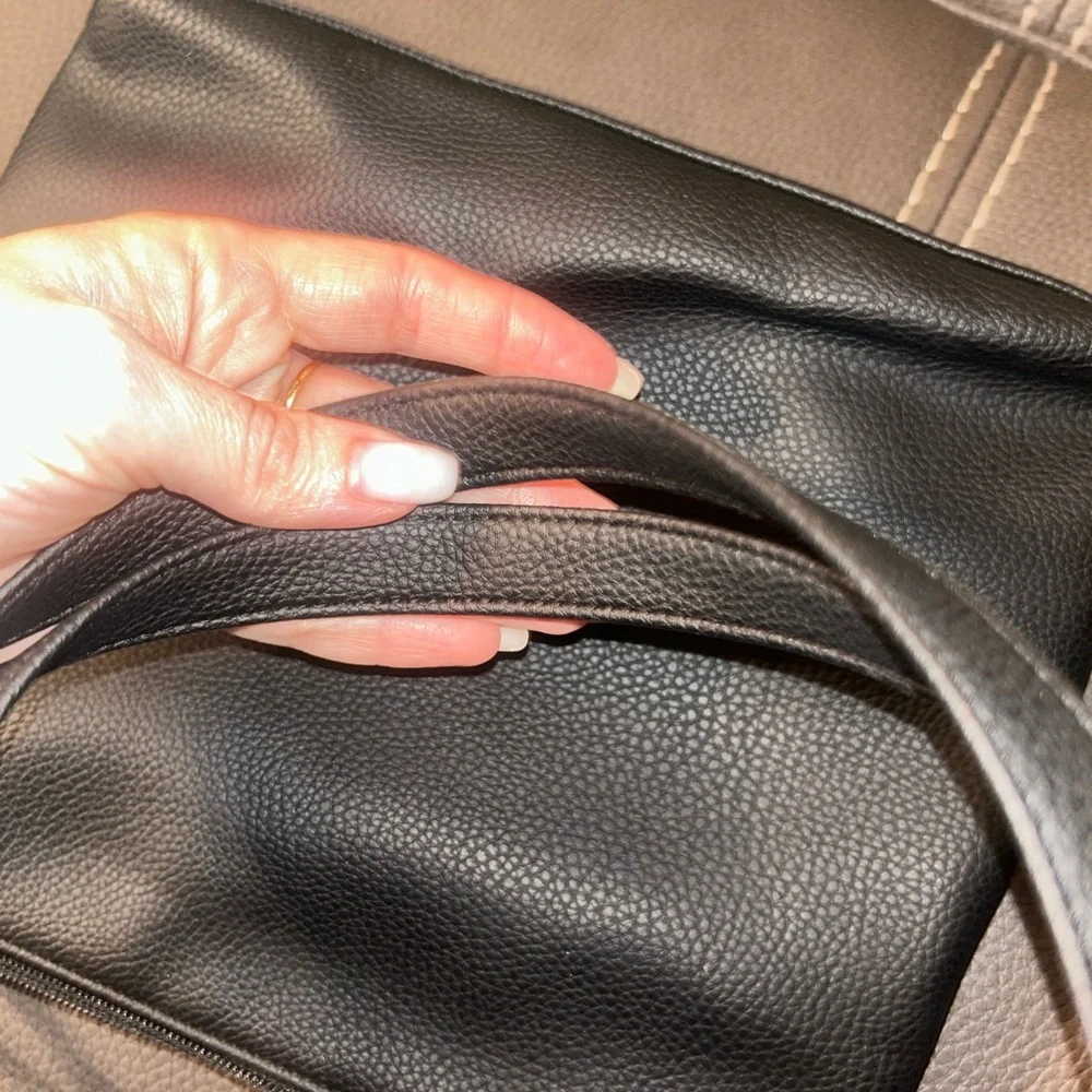 Rosetti Black Leather crossbody/Shoulder Bag with Adjustable Strap